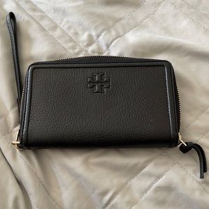Tory Burch zip around small wallet/ clutch